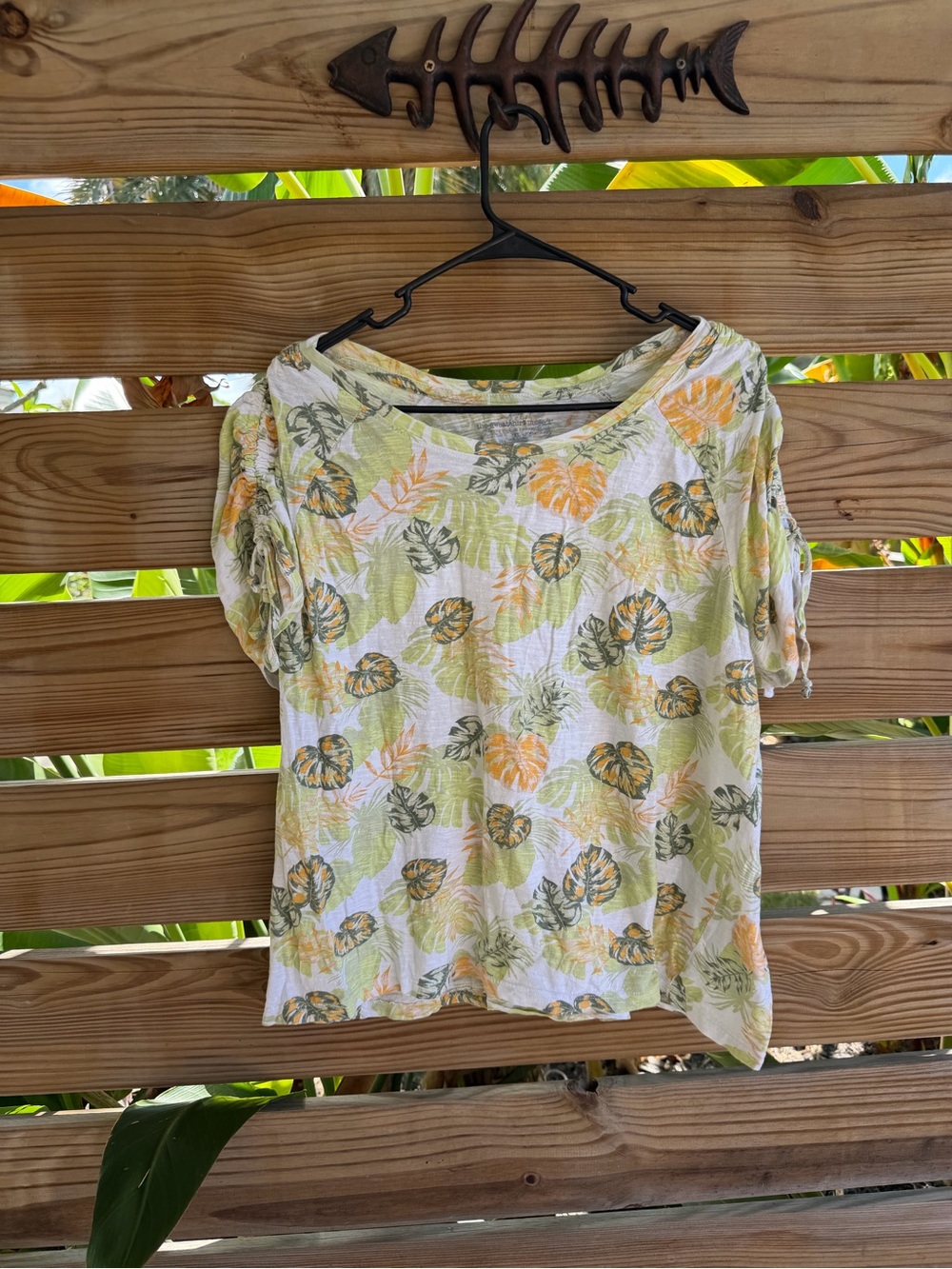 Tropical Leaf Short Sleeve Top - Green & White
